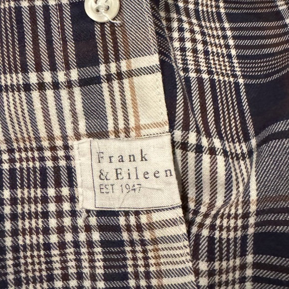 NWOT Frank & Eileen Barry Button Up Shirt Sz XS - Picture 6 of 13